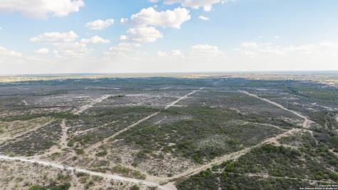 2212 Lausen Del Rio TX 78840