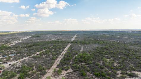 2212 Lausen Del Rio TX 78840