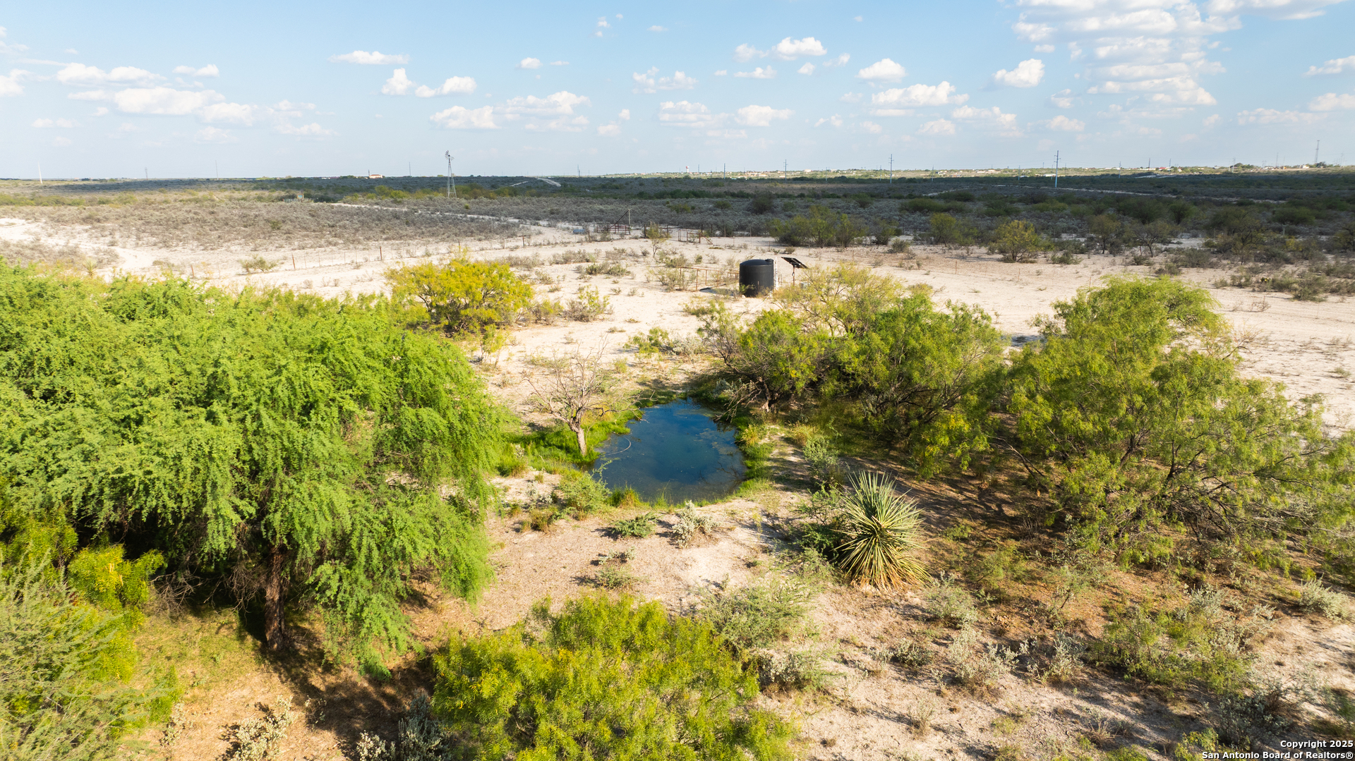2212 Lausen Del Rio TX 78840