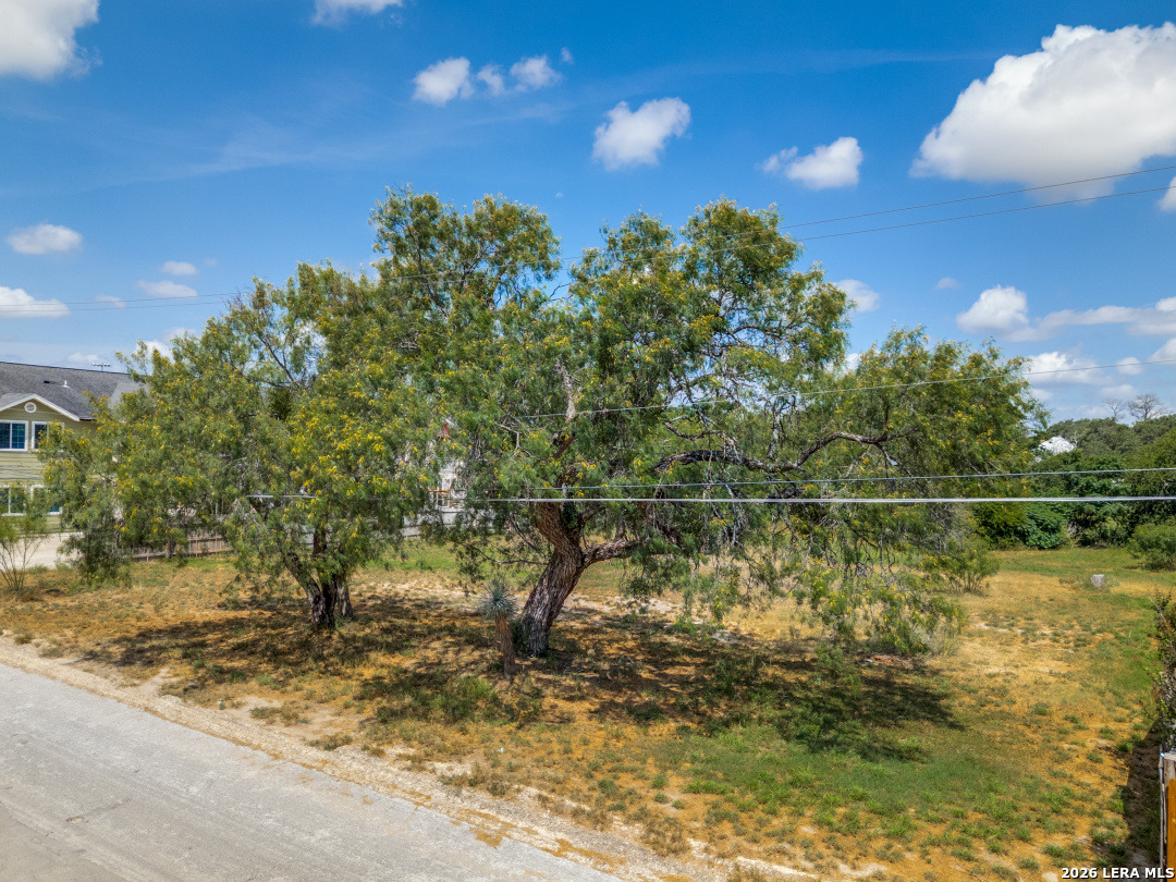 0 Upson Drive Devine TX 78106