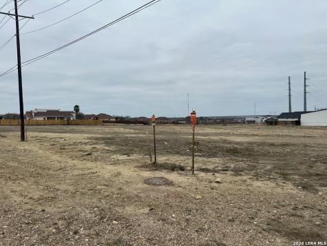2386 N Veterans Boulevard Eagle Pass TX 78852