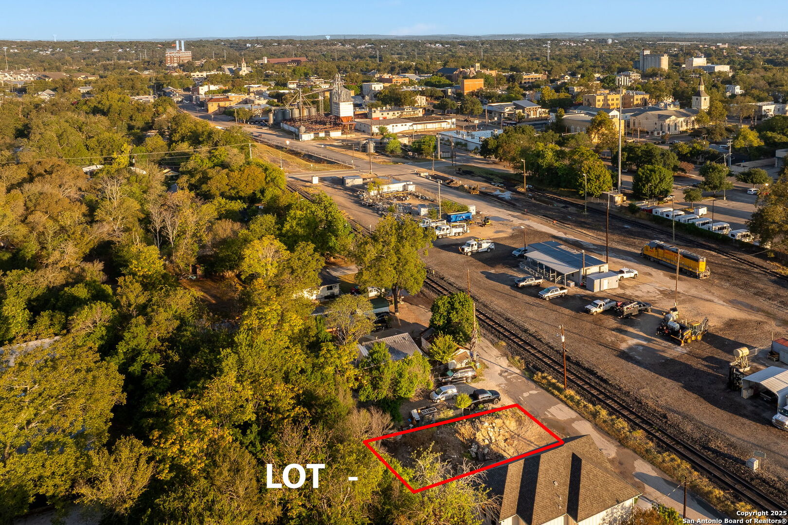 404 S Hill Avenue New Braunfels TX 78130
