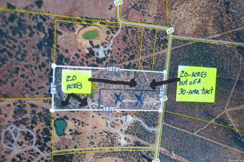 2257 County Road 475 Nixon TX 78140