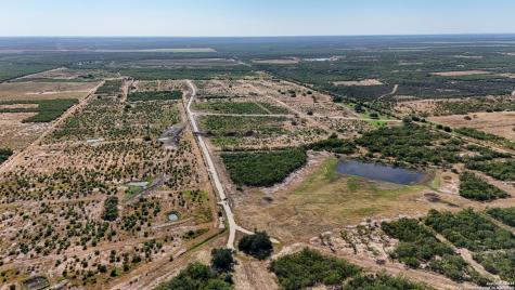 Lot 24 County Road 2500 Bigfoot TX 78005