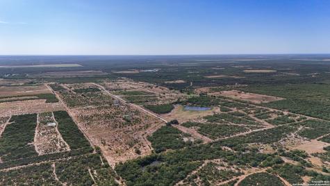 Lot 24 County Road 2500 Bigfoot TX 78005