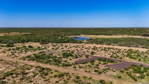 Lot 24 County Road 2500 Bigfoot TX 78005
