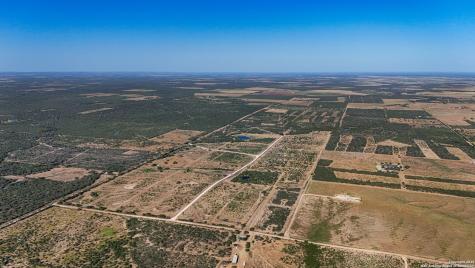 Lot 24 County Road 2500 Bigfoot TX 78005