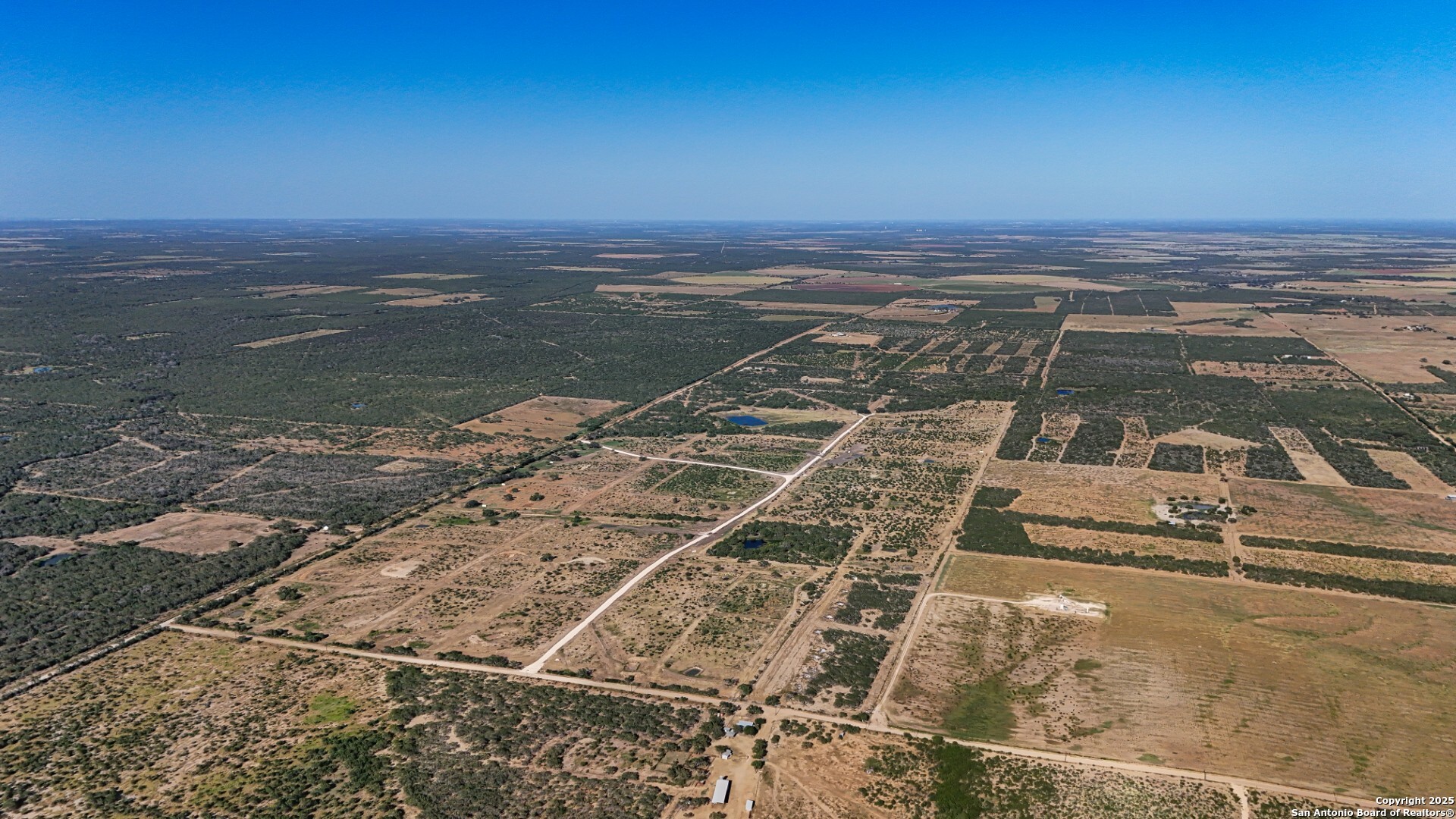 Lot 24 County Road 2500 Bigfoot TX 78005