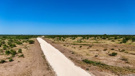 Lot 24 County Road 2500 Bigfoot TX 78005