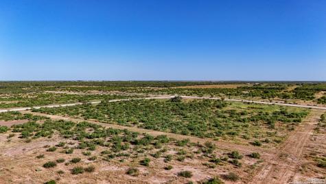 Lot 24 County Road 2500 Bigfoot TX 78005