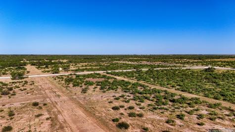 Lot 24 County Road 2500 Bigfoot TX 78005