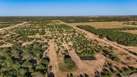 Lot 24 County Road 2500 Bigfoot TX 78005