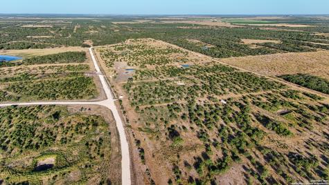 Lot 24 County Road 2500 Bigfoot TX 78005