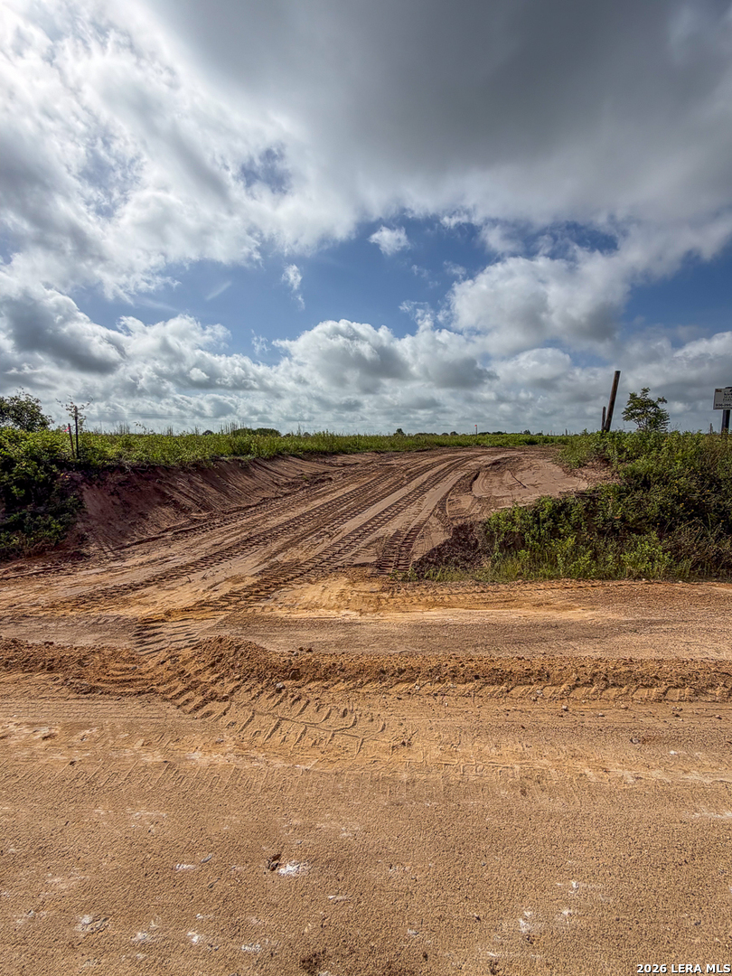 1 Wolchik Road Sealy TX 77474
