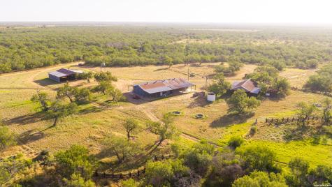 1909 Hubbard Road Cotulla TX 78014