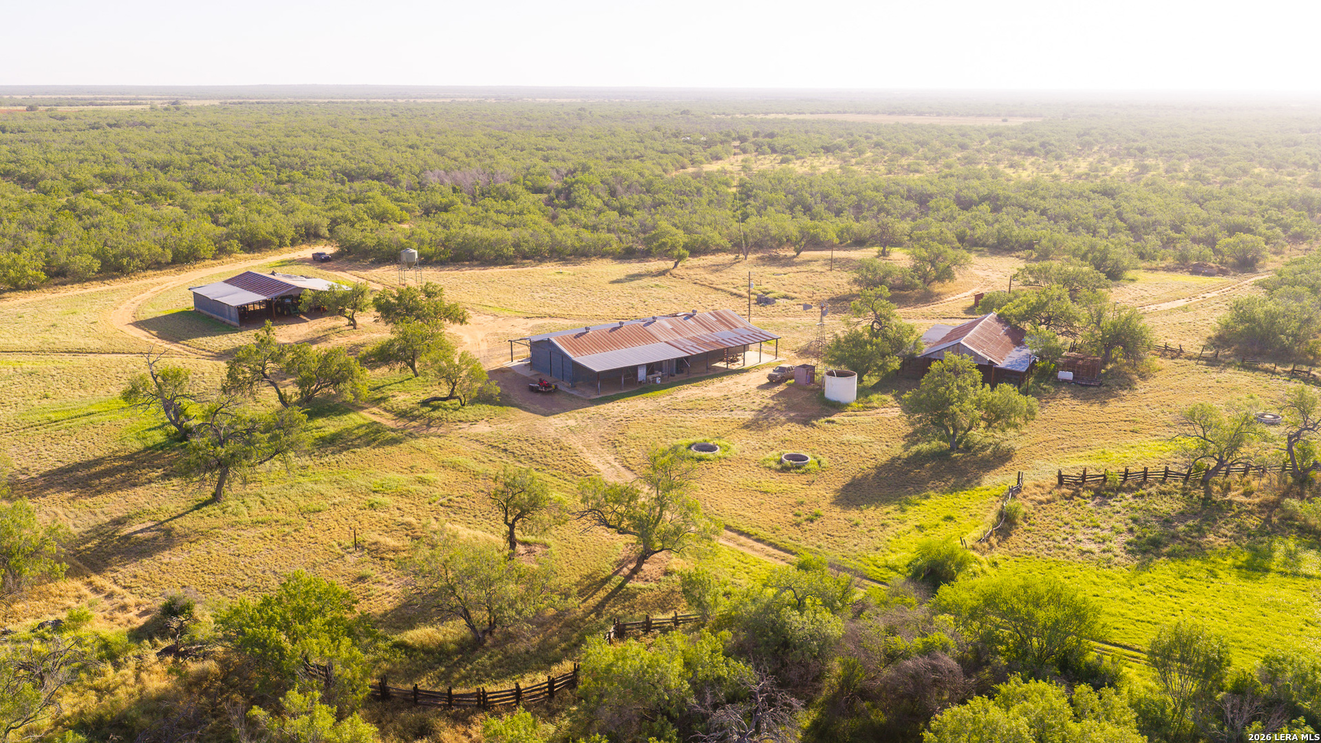1909 Hubbard Road Cotulla TX 78014