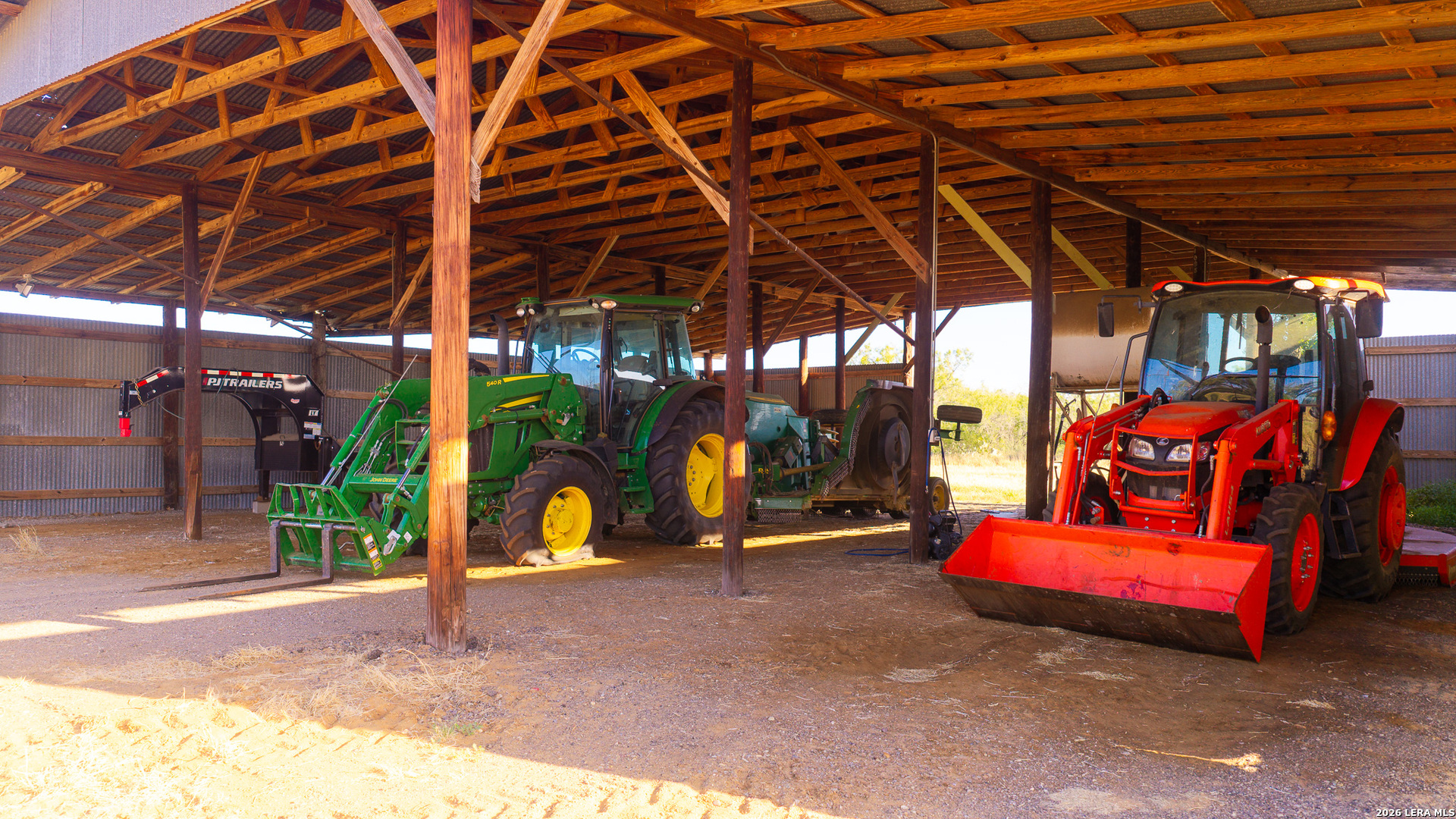 1909 Hubbard Road Cotulla TX 78014