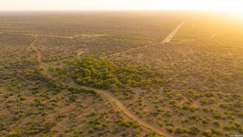 1909 Hubbard Road Cotulla TX 78014