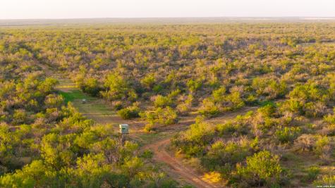 1909 Hubbard Road Cotulla TX 78014