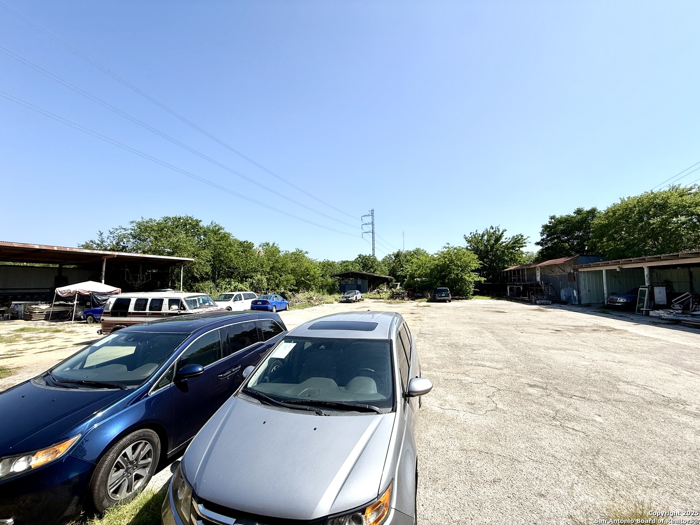1010 W Ashby Place San Antonio TX 78212