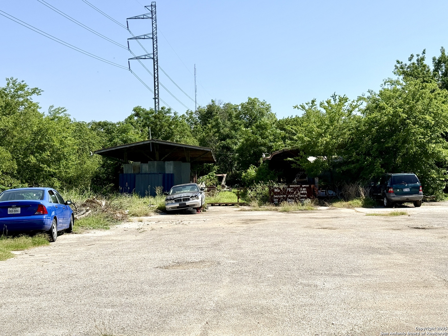 1010 W Ashby Place San Antonio TX 78212