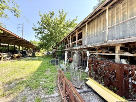 1010 W Ashby Place San Antonio TX 78212