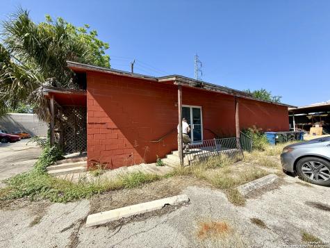 1010 W Ashby Place San Antonio TX 78212