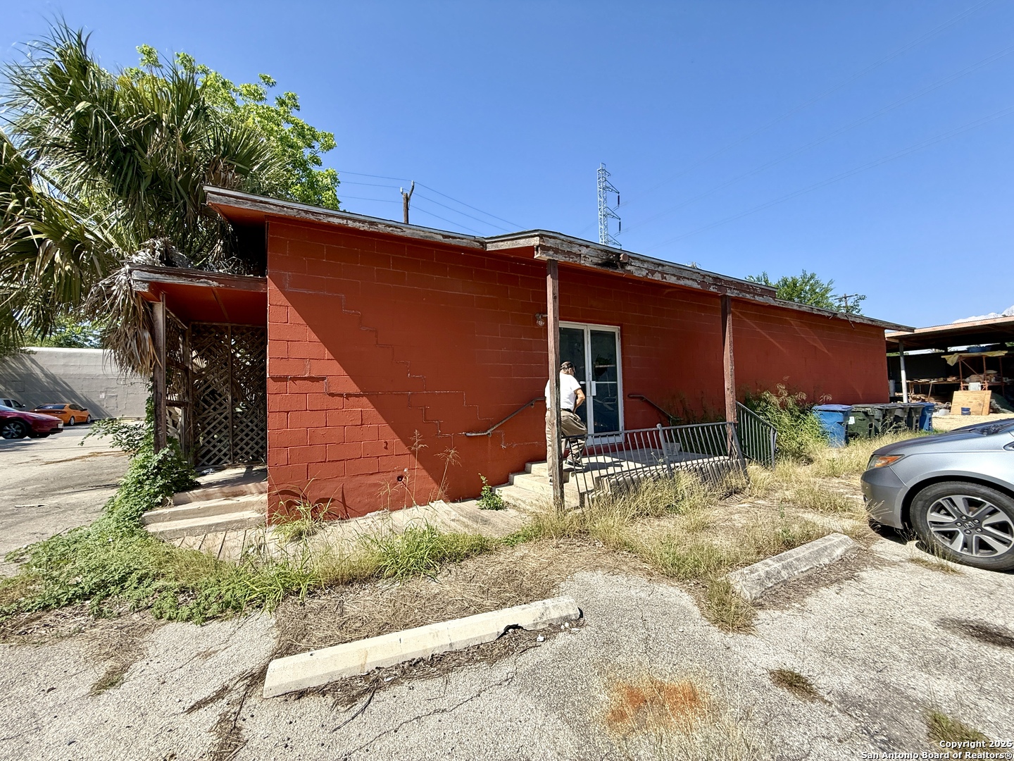 1010 W Ashby Place San Antonio TX 78212