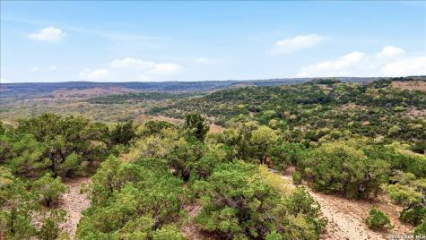 105 & 109 W Winding Loop Boerne TX 78006