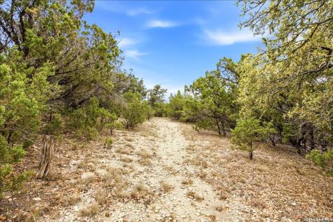 105 & 109 W Winding Loop Boerne TX 78006