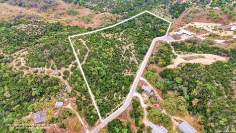 105 & 109 W Winding Loop Boerne TX 78006