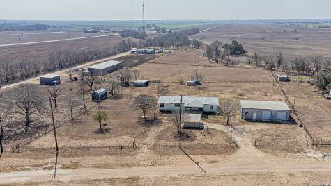 3124 Hwy 90 E Castroville TX 78009
