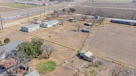 3124 Hwy 90 E Castroville TX 78009