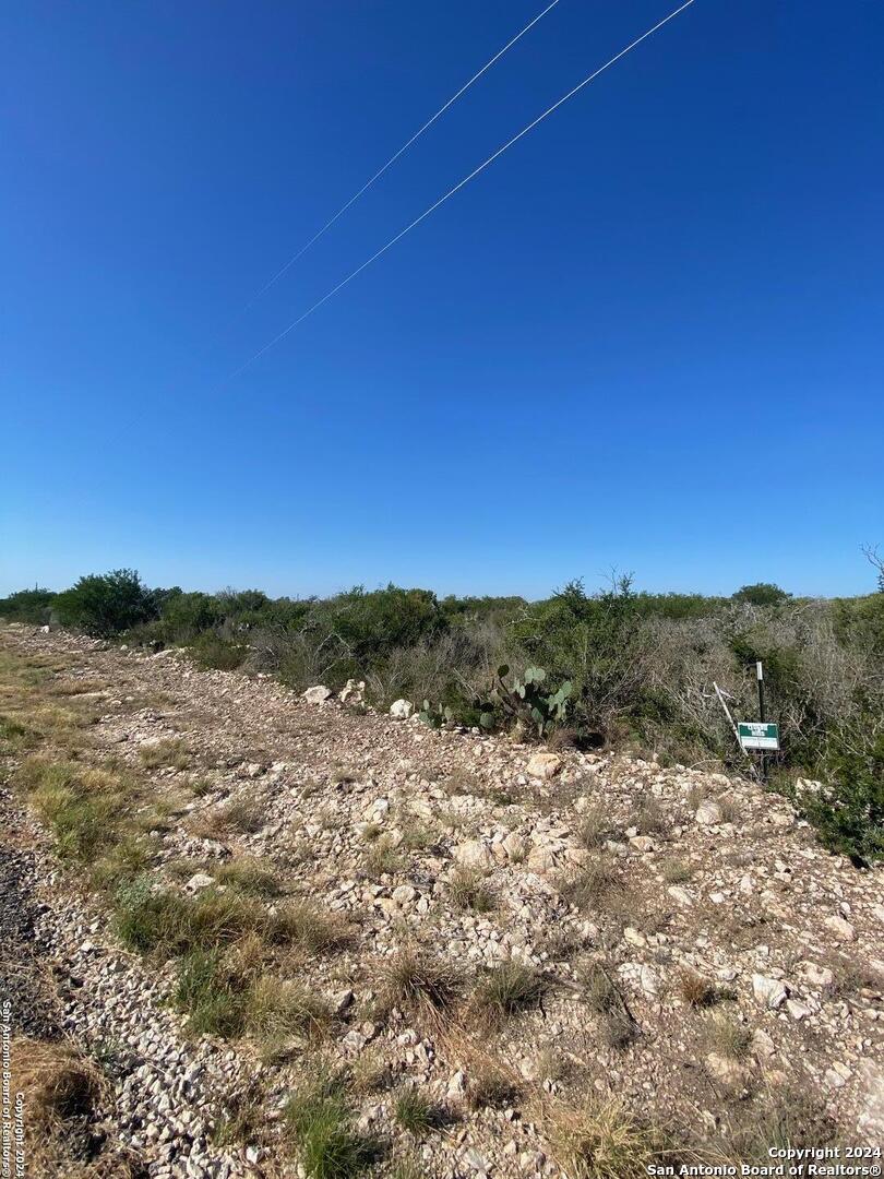 583 Legend Hills Road Uvalde TX 78801