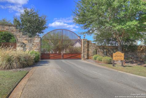 2416 Triple Peak Canyon Lake TX 78133