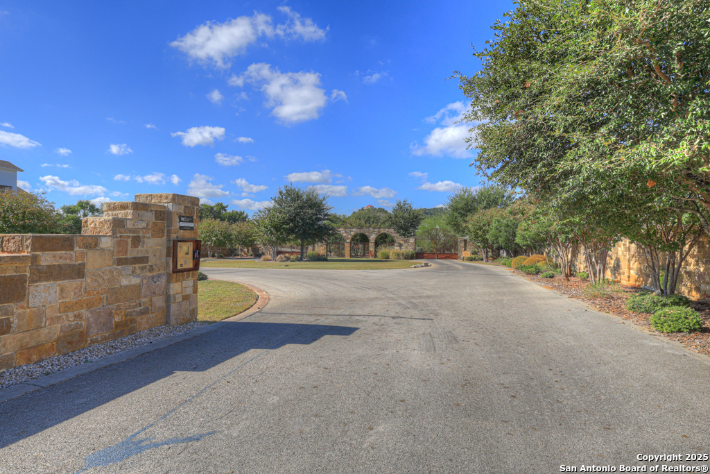 2416 Triple Peak Canyon Lake TX 78133