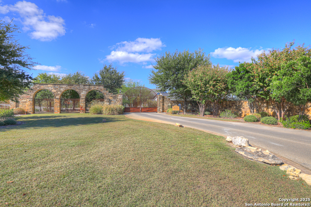 2416 Triple Peak Canyon Lake TX 78133