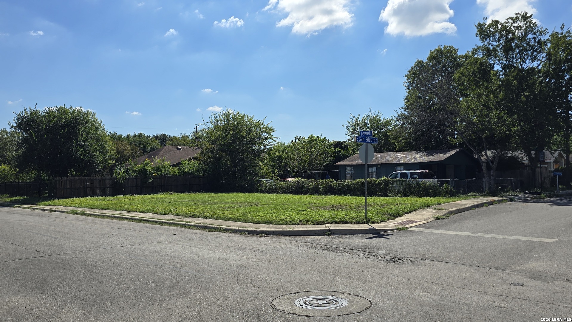 702 S San Eduardo Avenue San Antonio TX 78237