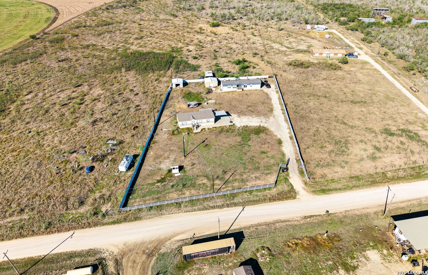 664 County Road 483 Nixon TX 78140