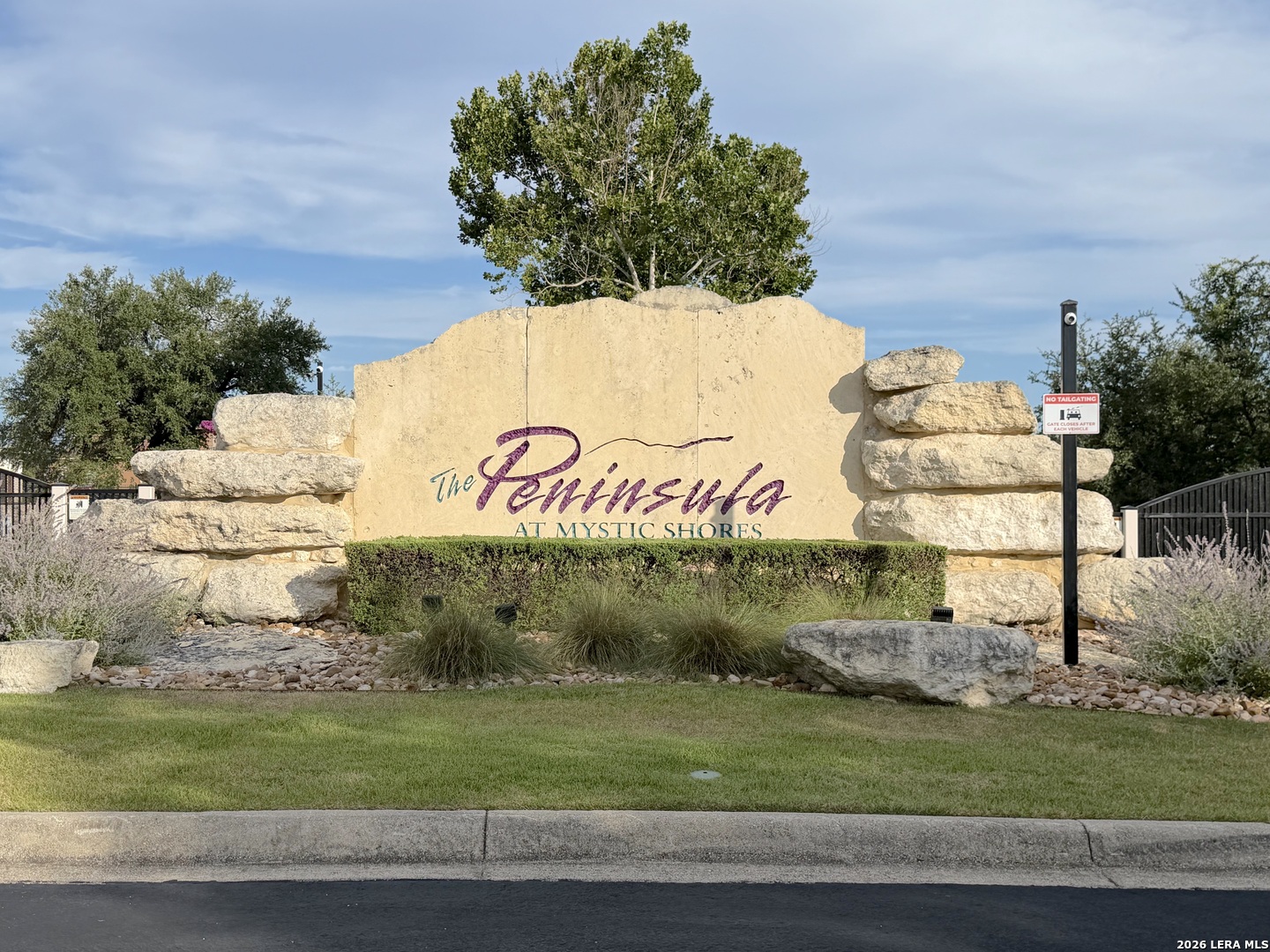 233 Enigma Spring Branch TX 78070