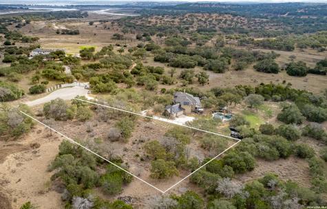 2122 Angeles Canyon Lake TX 78133
