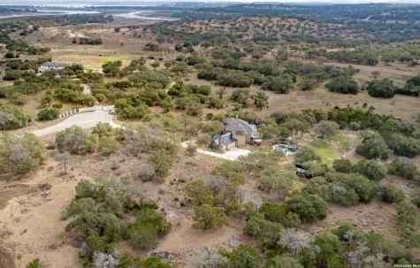 2122 Angeles Canyon Lake TX 78133