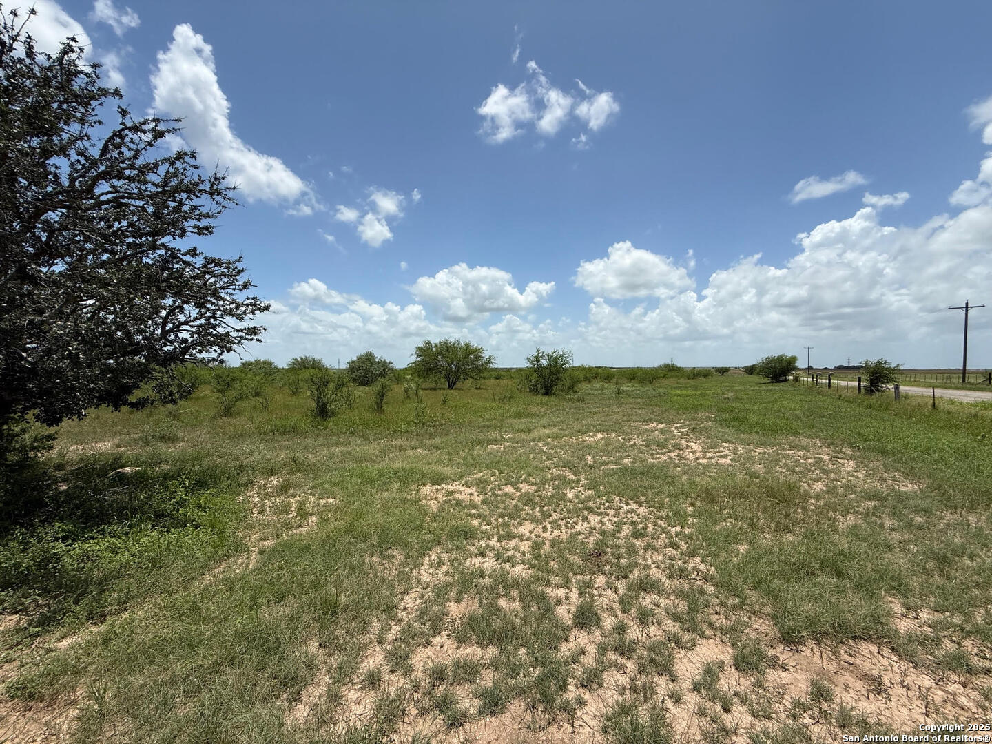 Tbd 10+/- Acres Cr 158 Kenedy TX 78119