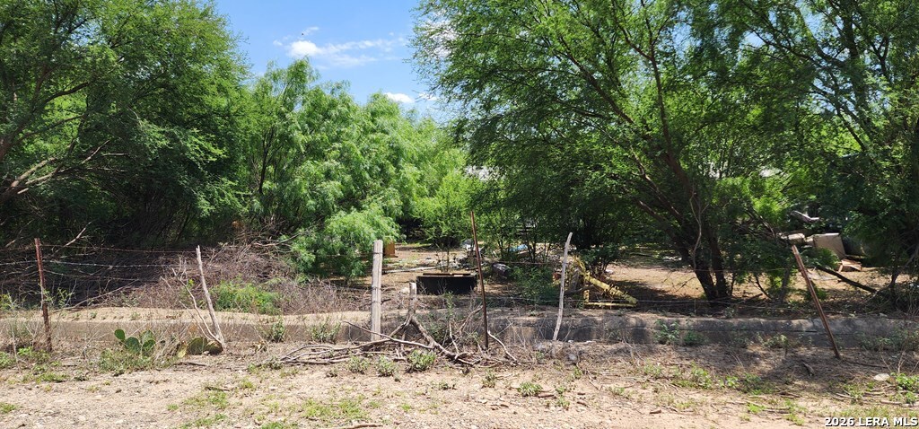 1542 Moses Road Quemado TX 78877
