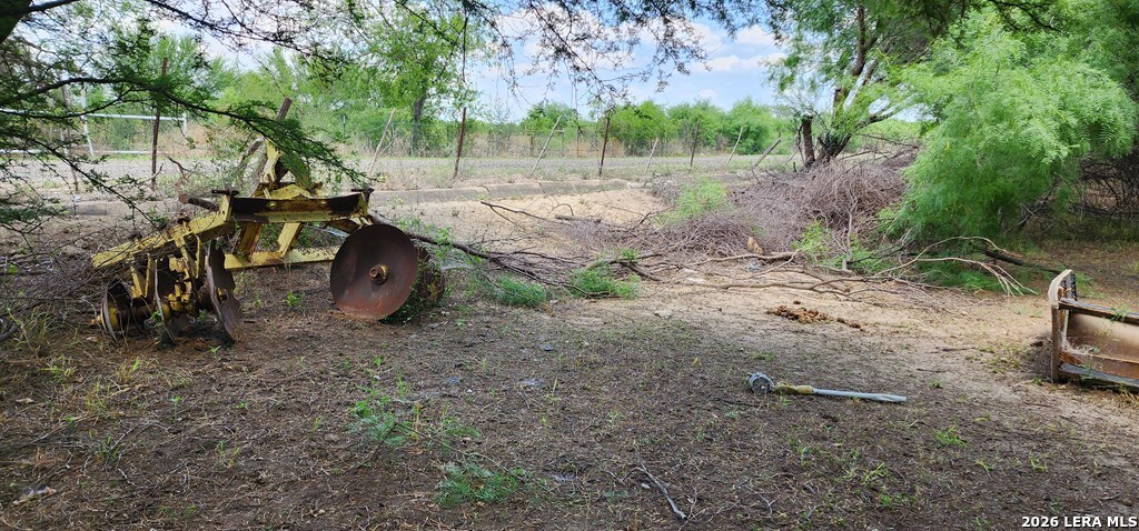 1542 Moses Road Quemado TX 78877