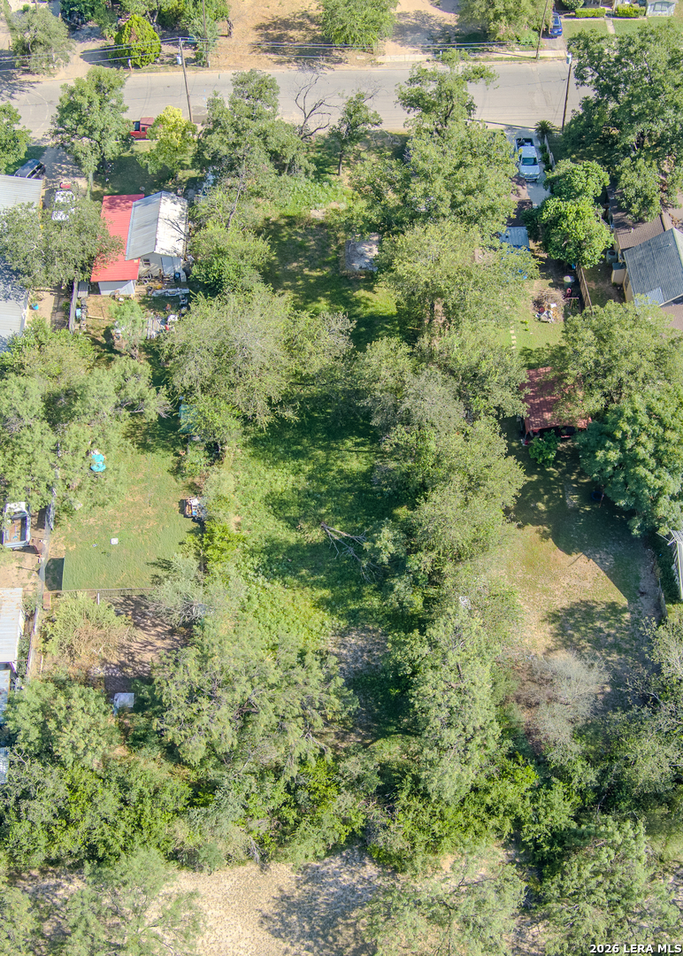224 E Leona Street Uvalde TX 78801