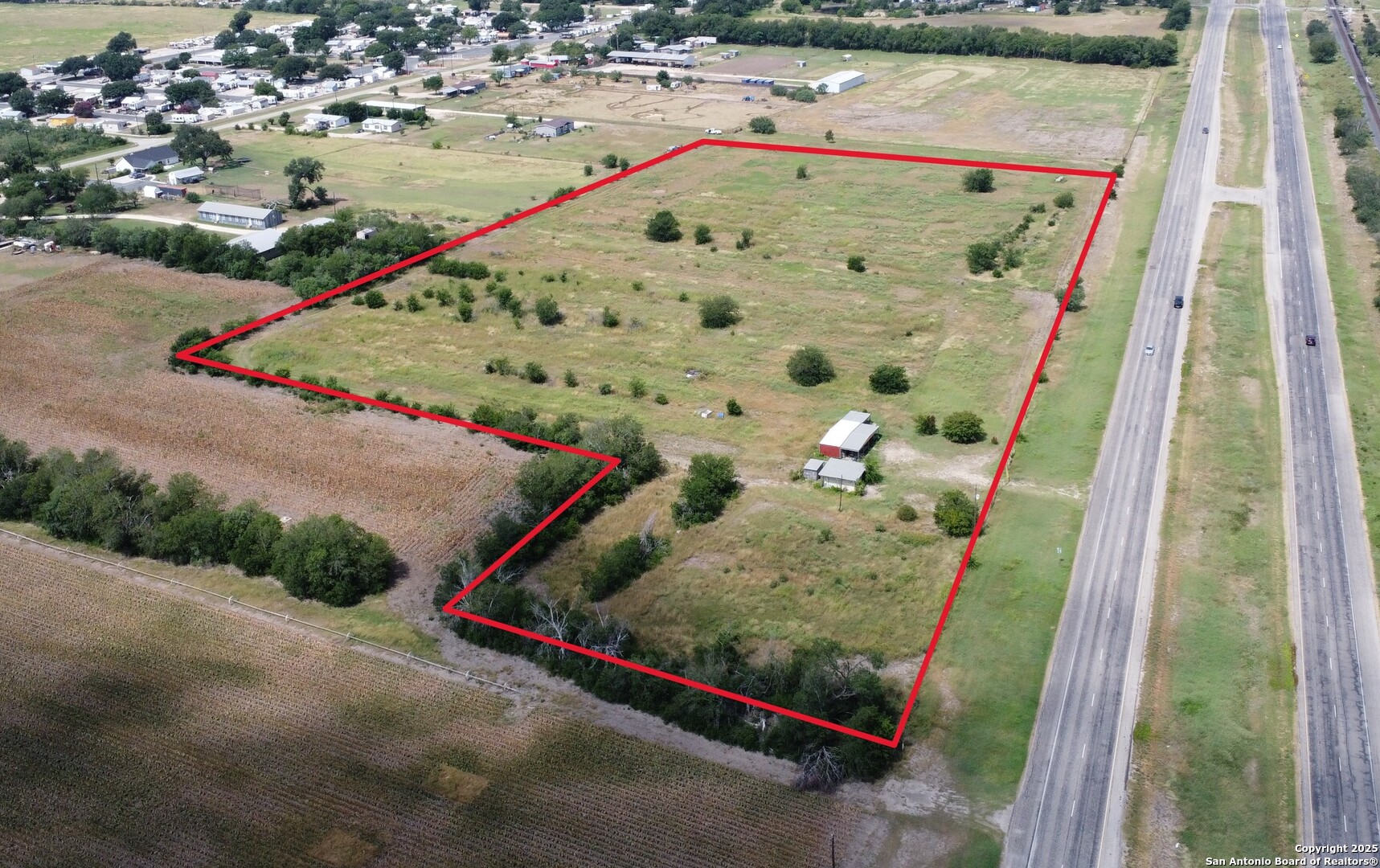 5985 Highway 90 W Hondo TX 78861