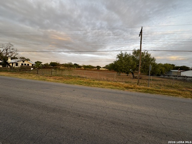 412 N Transportation Drive Devine TX 78016