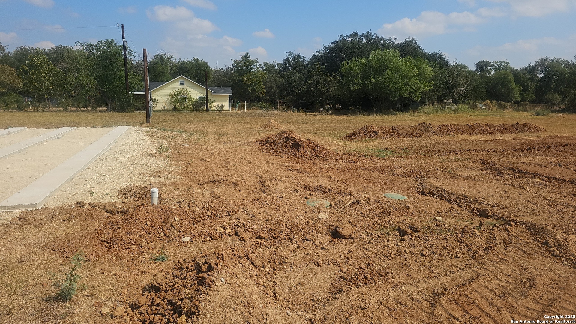 18000 Wisdom Road Lytle TX 78052
