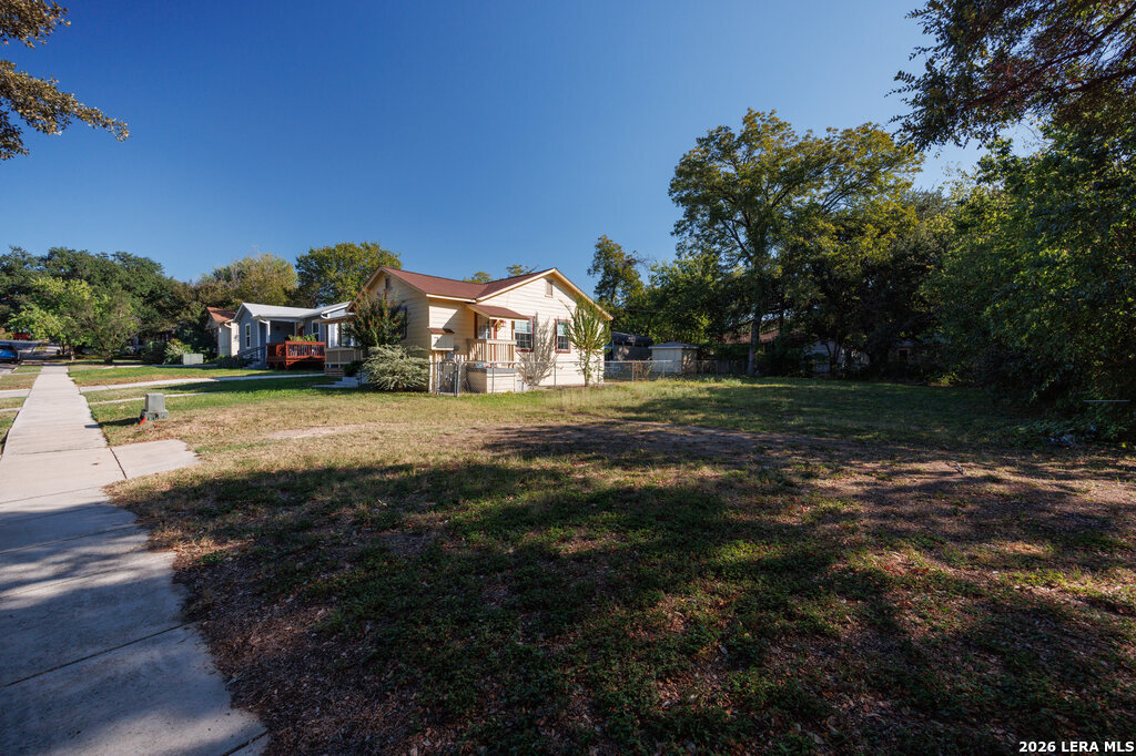 220 Pershing Avenue San Antonio TX 78209
